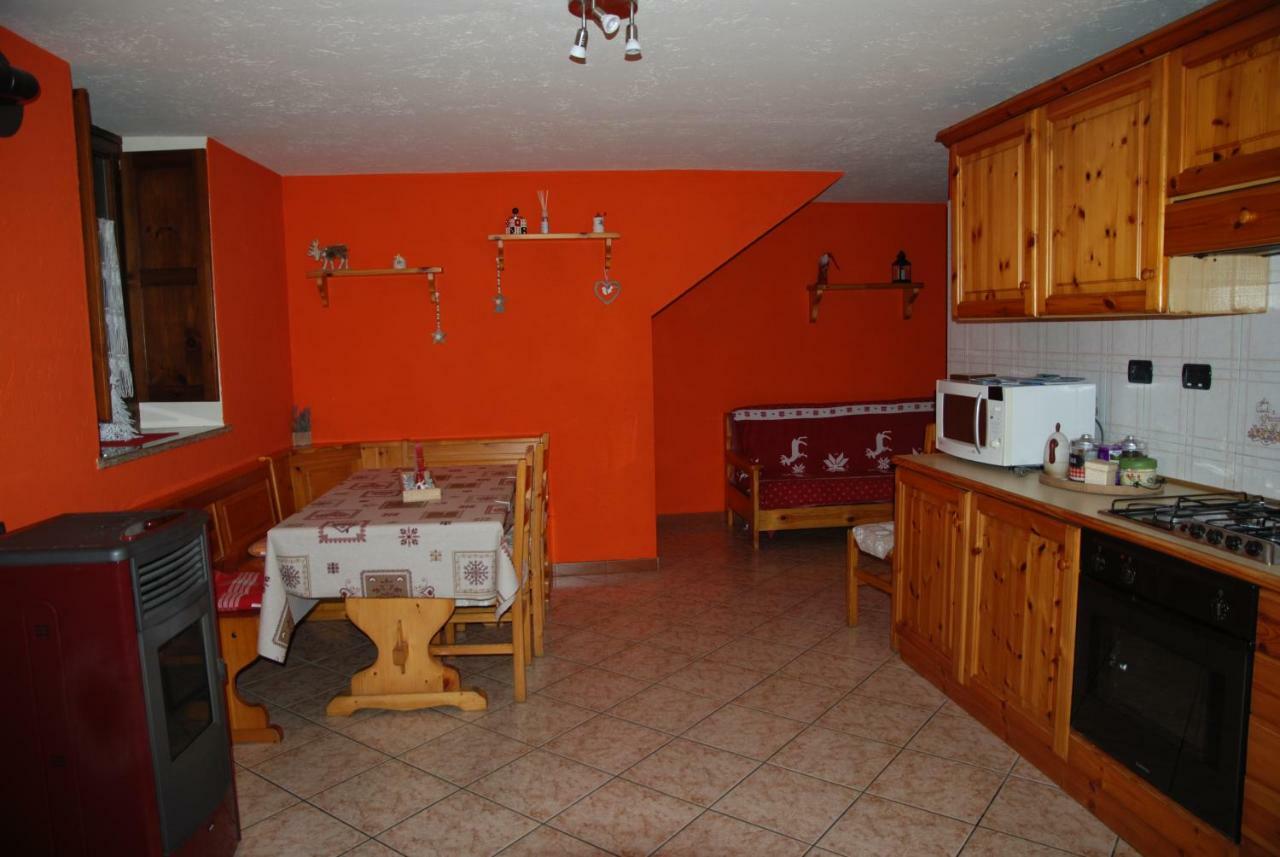 Casa Vacanza In Centro A לה סאלה מראה חיצוני תמונה